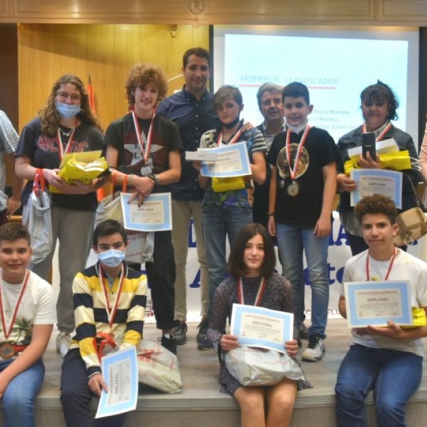 Entregados los galardones a las y los ganadores de la Olimpiada Matemática de Albacete en sus distintas categorías