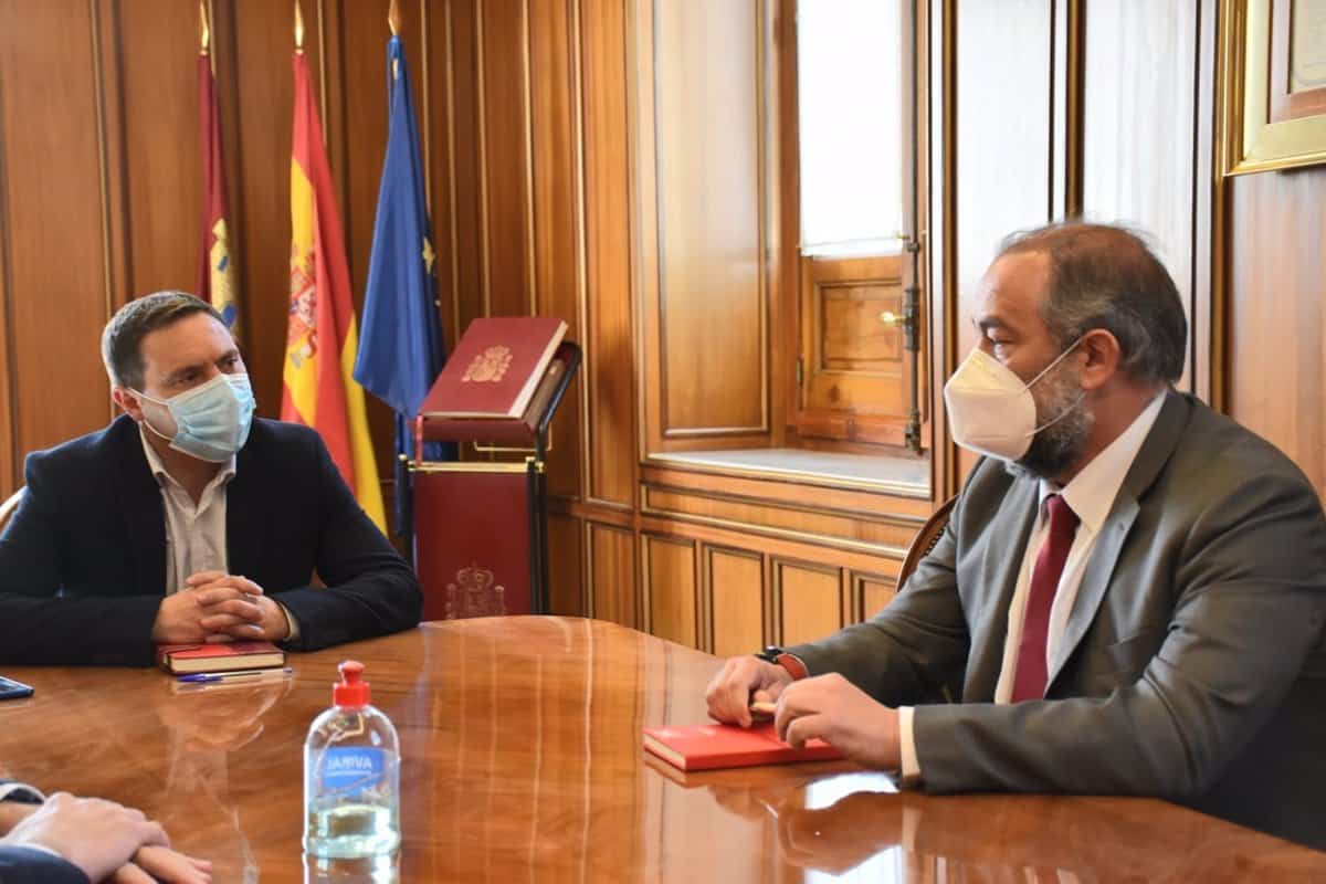 Estudiantes de la UCLM hacen prácticas en 11 municipios conquenses de menos de 5.000 habitantes gracias al Erasmus Rural