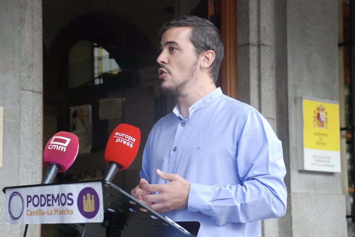 Podemos pide a Page reflexión en sus «bandazos hacia la derecha» y deje de competir con PP en propuestas conservadoras