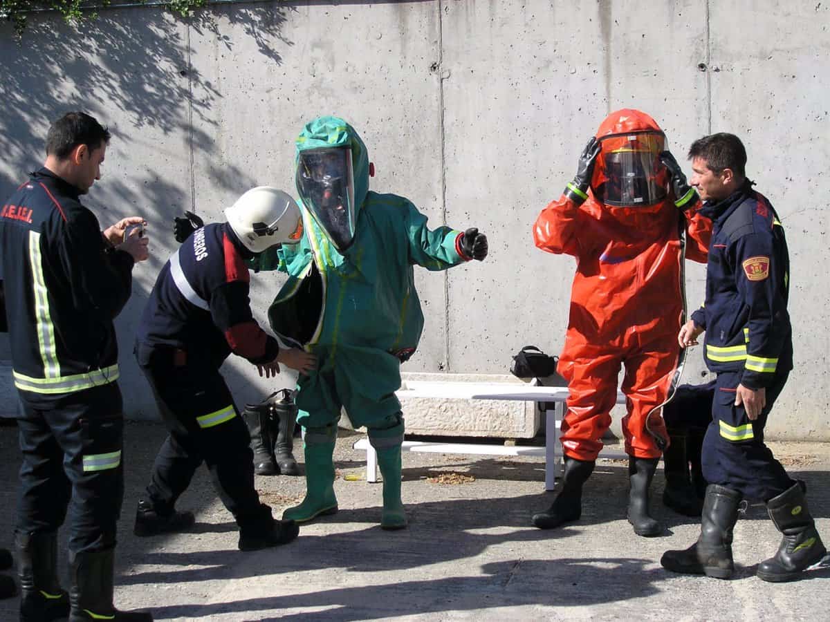 El robo de dos fuentes radiactivas y su presencia en un accidente protagonizan simulacro en Toledo con 200 participantes