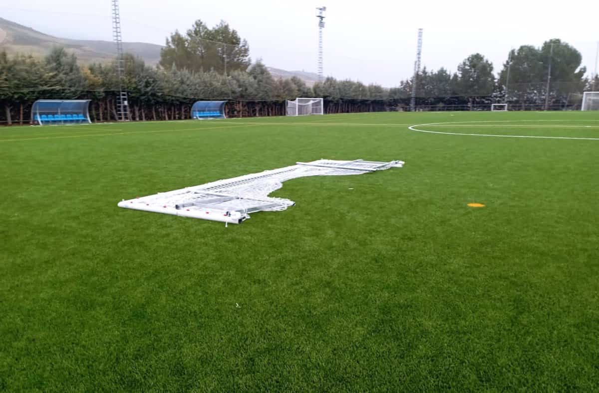 Investigación en Cuenca sobre los hechos vandálicos en el estadio de fútbol Tiradores después de su remodelación.