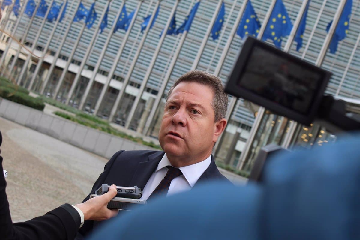 García-Page defiende intereses de la lavanda ante estrategia tóxica y avanza en energía verde en Bruselas