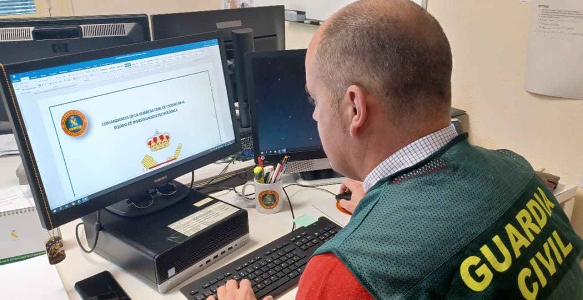 Operativo contra la Ciberdelincuencia: 13 Sospechosos Detenidos por Estafas Bancarias