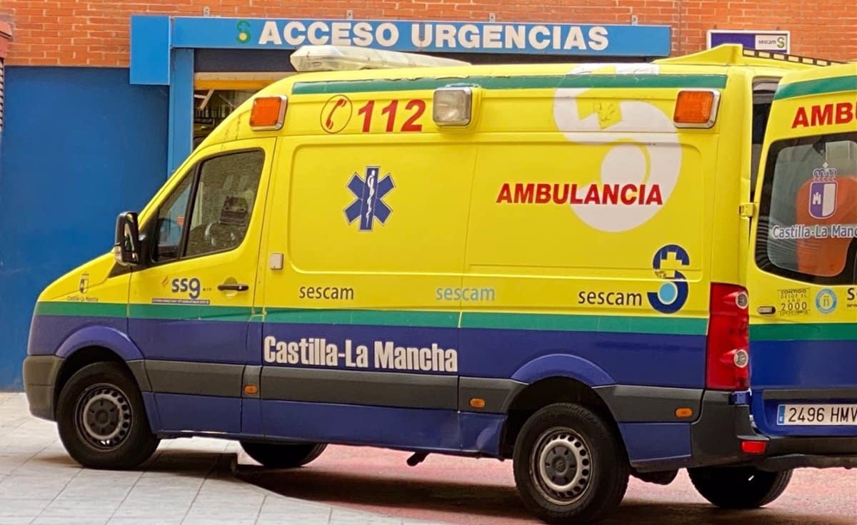 Choque en Valdepeñas: Una Ambulancia y un Vehículo Particular Colisionan dejando Cuatro Lesionados
