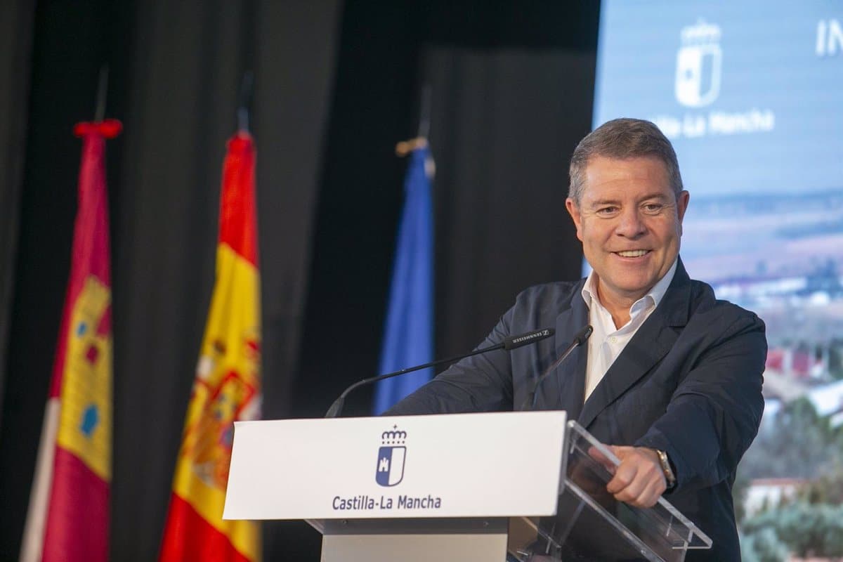 Page Cuestiona Acuerdo Financiero y Critica a Partidarios de la Independencia Fraccionada