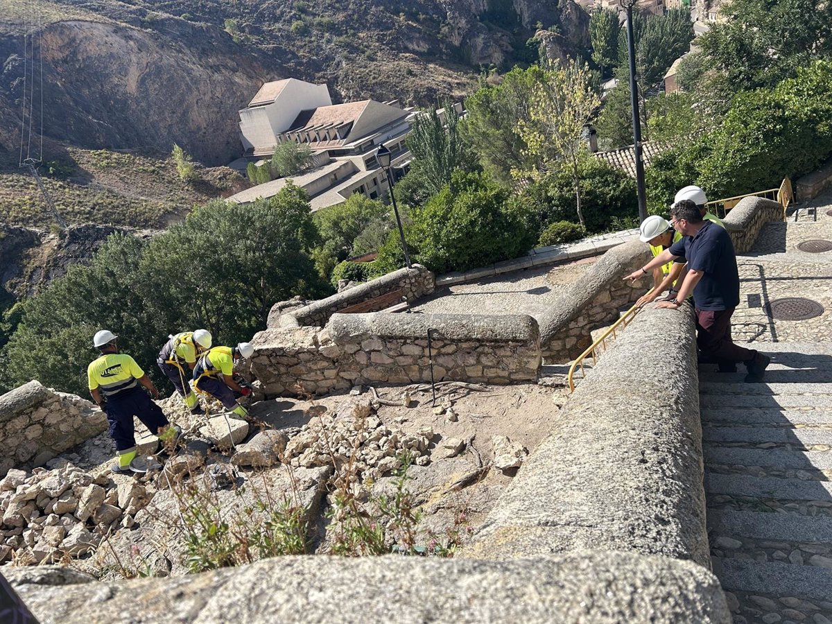 El Ayuntamiento de Cuenca Propone Reabrir Canónigos Tras Eliminar El Riesgo De Caída De Cascotes En El Mirador