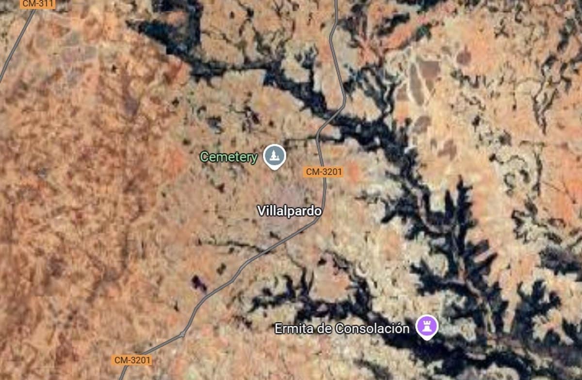 Muere un hombre tras volcar el tractor que conducía en Villalpardo, Cuenca, mientras realizaba labores agrícolas