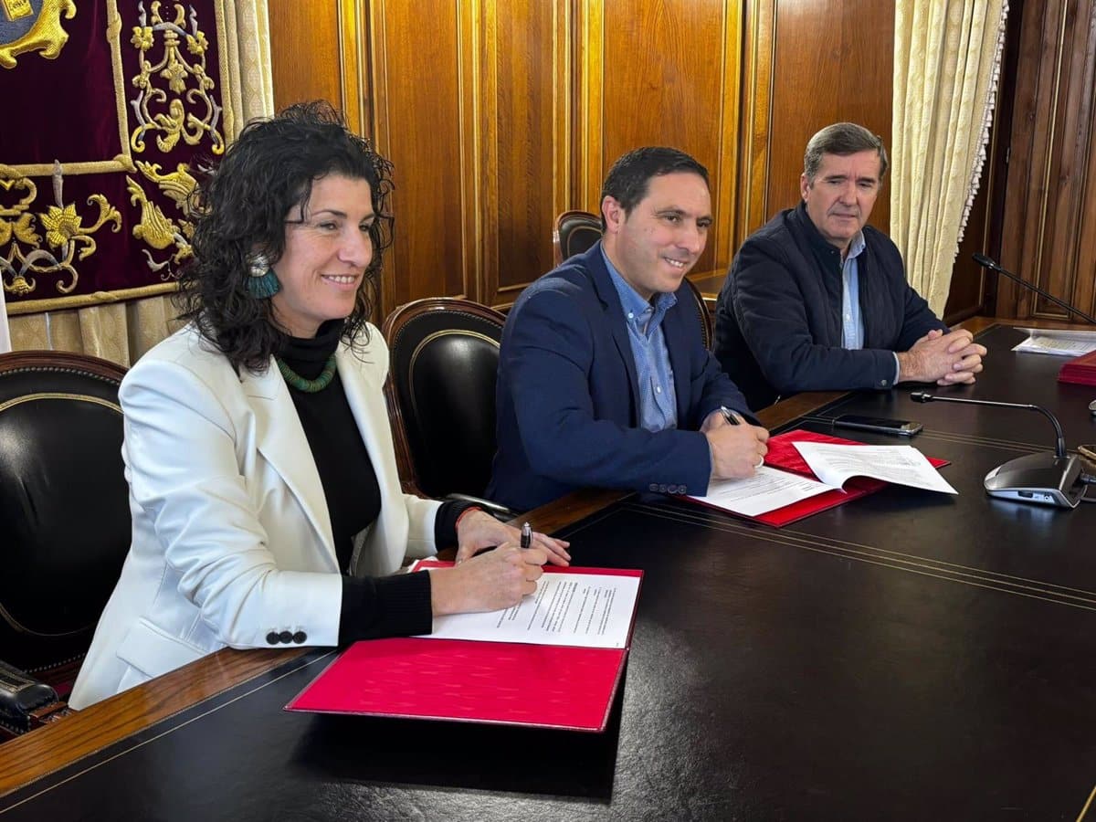 Nueve municipios se adhieren al contrato único de recogida de basuras de la Diputación de Cuenca para mejorar el servicio ambiental