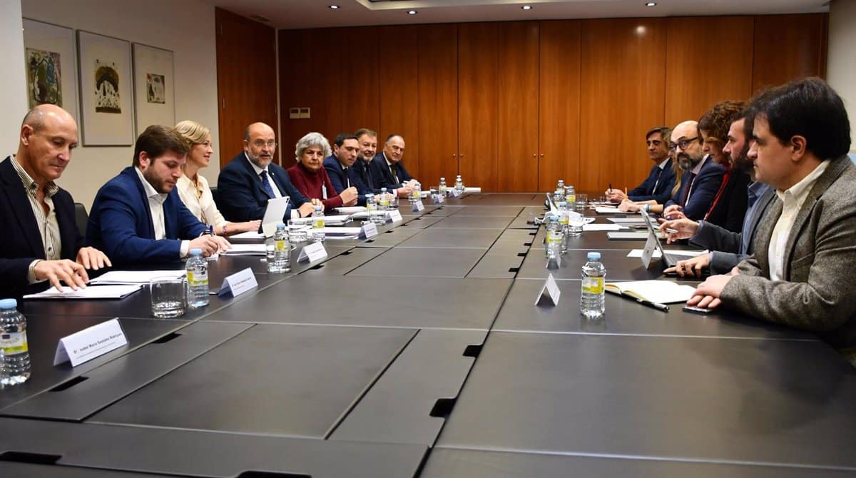 Adif, Junta y Diputación Retoman Infraestructuras del Plan ‘XCuenca’ para Impulsar el Desarrollo en Cuenca y Tarancón