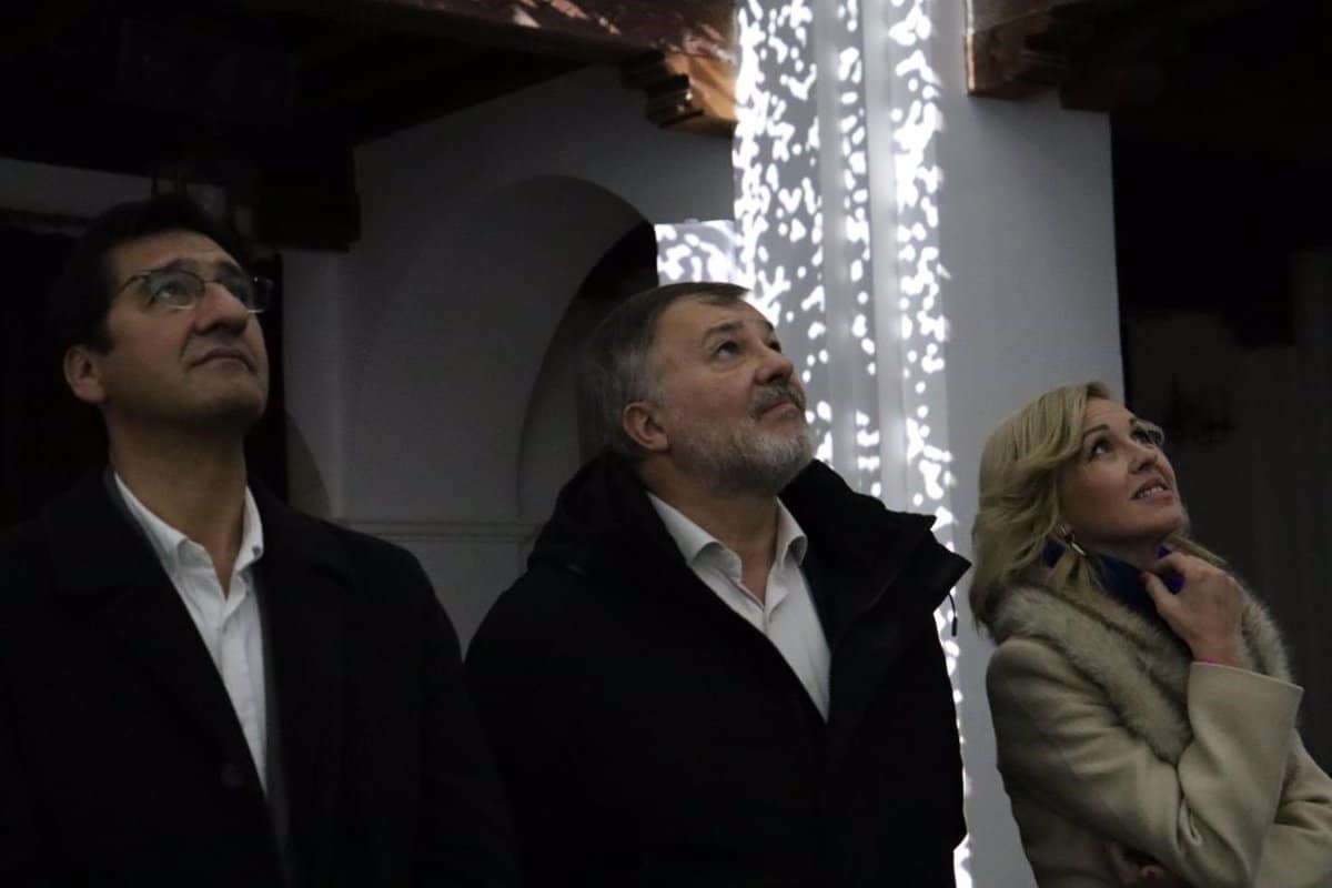 Luz Cuenca Presenta Su Espectáculo Inmersivo De Paleontología Y Dinosaurios Con Sinfonía De Luz Y Sonido