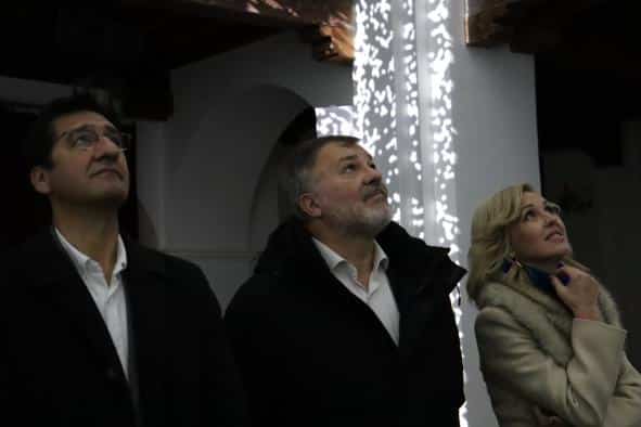 Luz Cuenca presenta emocionante espectáculo sobre paleontología y dinosaurios con más de 71.000 visitantes.