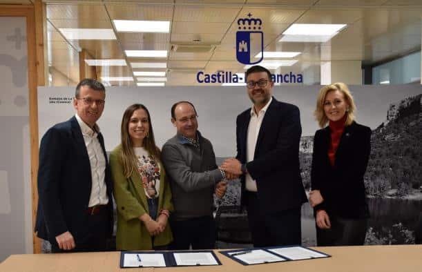 El gobierno regional y el ayuntamiento de El Peral inauguran escuela infantil con 20 plazas públicas