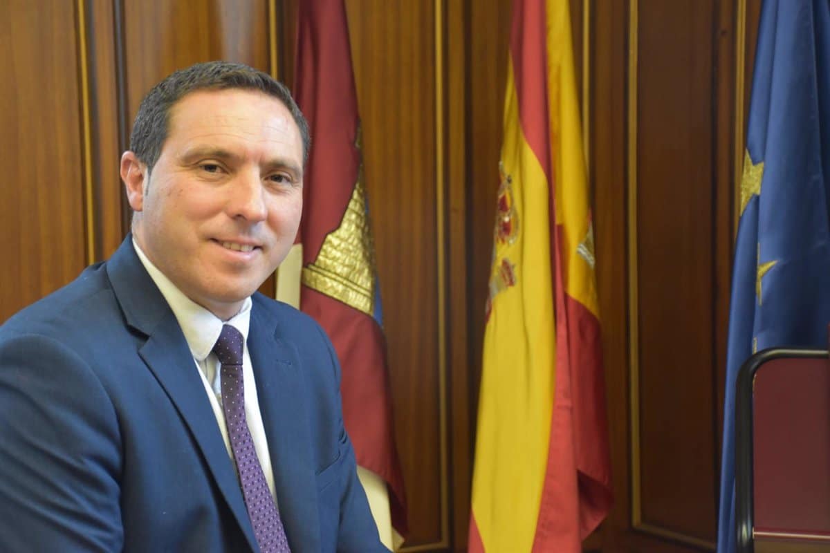 El presidente de la Diputación de Cuenca inicia un tratamiento oncológico y comparte su experiencia con la ciudadanía