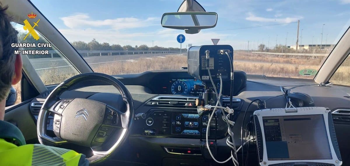Investigado Por Conducir A 218 Km/h En La AP-36 A La Altura De Las Pedroñeras