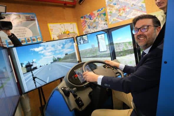 La formación profesional intensiva impulsa la contratación del alumnado en empresas