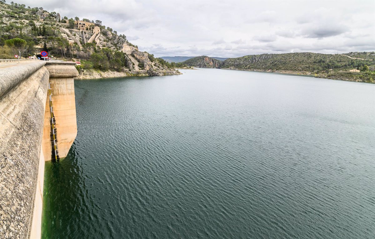 Las reservas de Entrepeñas y Buendía aumentan 8,67 hectómetros y alcanzan el 47,76% de su capacidad total