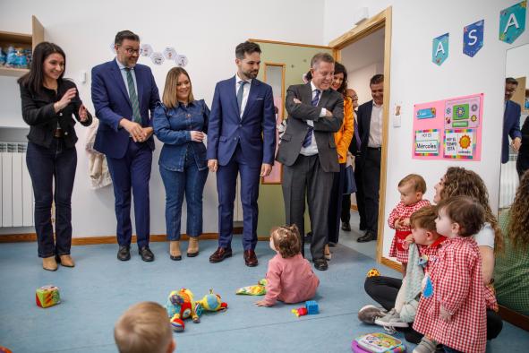 Inversión de 9.800 euros por Alumno en 3.557 Plazas