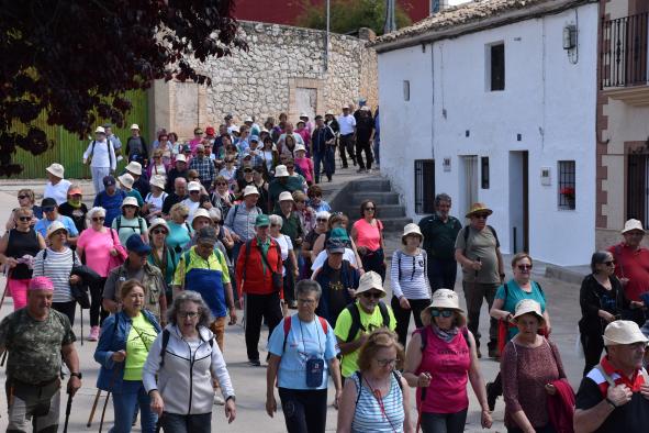 El Gobierno regional resalta el impacto económico del programa de rutas senderistas para mayores en el medio rural