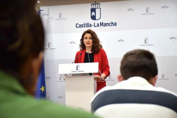 El paro baja en todos los sectores y provincias de Castilla-La Mancha y el empleo alcanza casi 783.000 cotizantes en abril