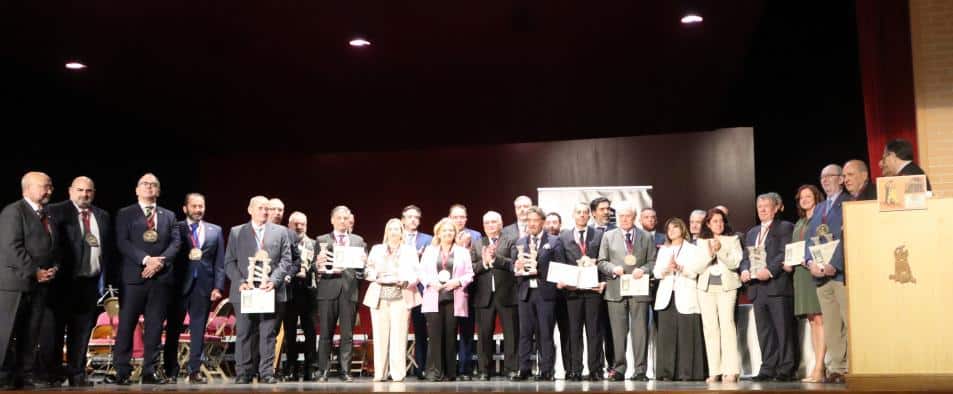Reconocimiento en los premios Isabel de Farnesio por su labor en ‘Campo y Alma’ en Diplomacia y Relaciones Internacionales