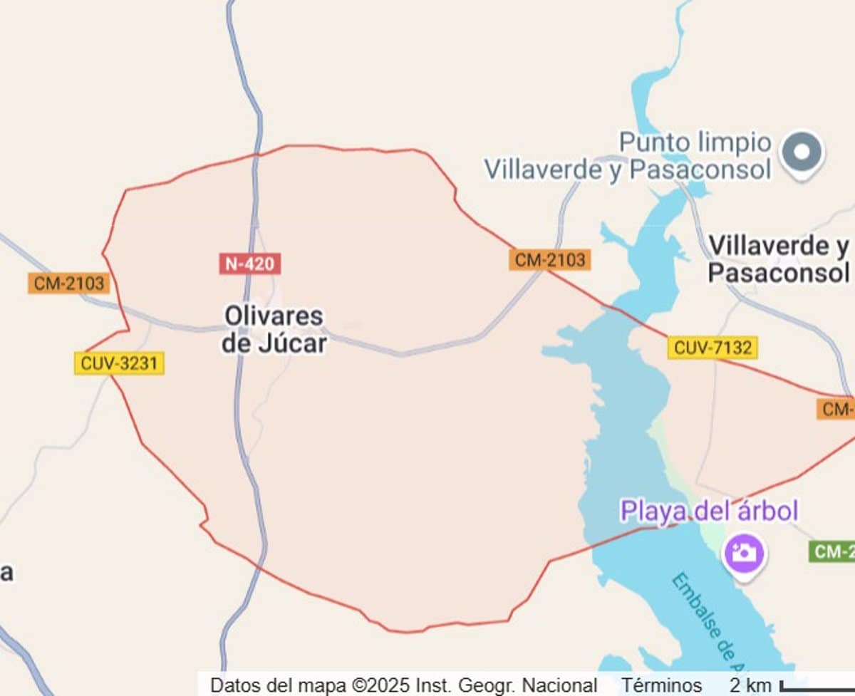 Encuentran el cuerpo de una persona calcinada en un vehículo en Olivares del Júcar