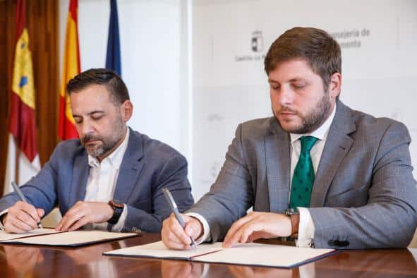 El Gobierno Regional Cederá Suelo Para Un Centro De Formación En Construcción Para 2.500 Jóvenes