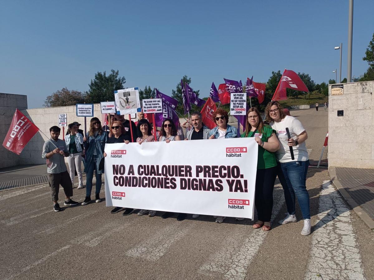 Personal Auxiliar Exige Mejora de Categoría y Salario