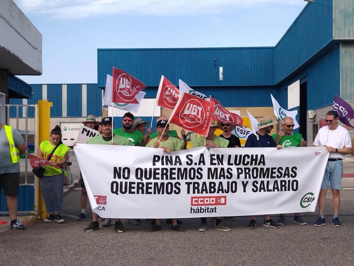 Trabajadores de PINASA se manifiestan ante el silencio y deudas persistentes de la empresa