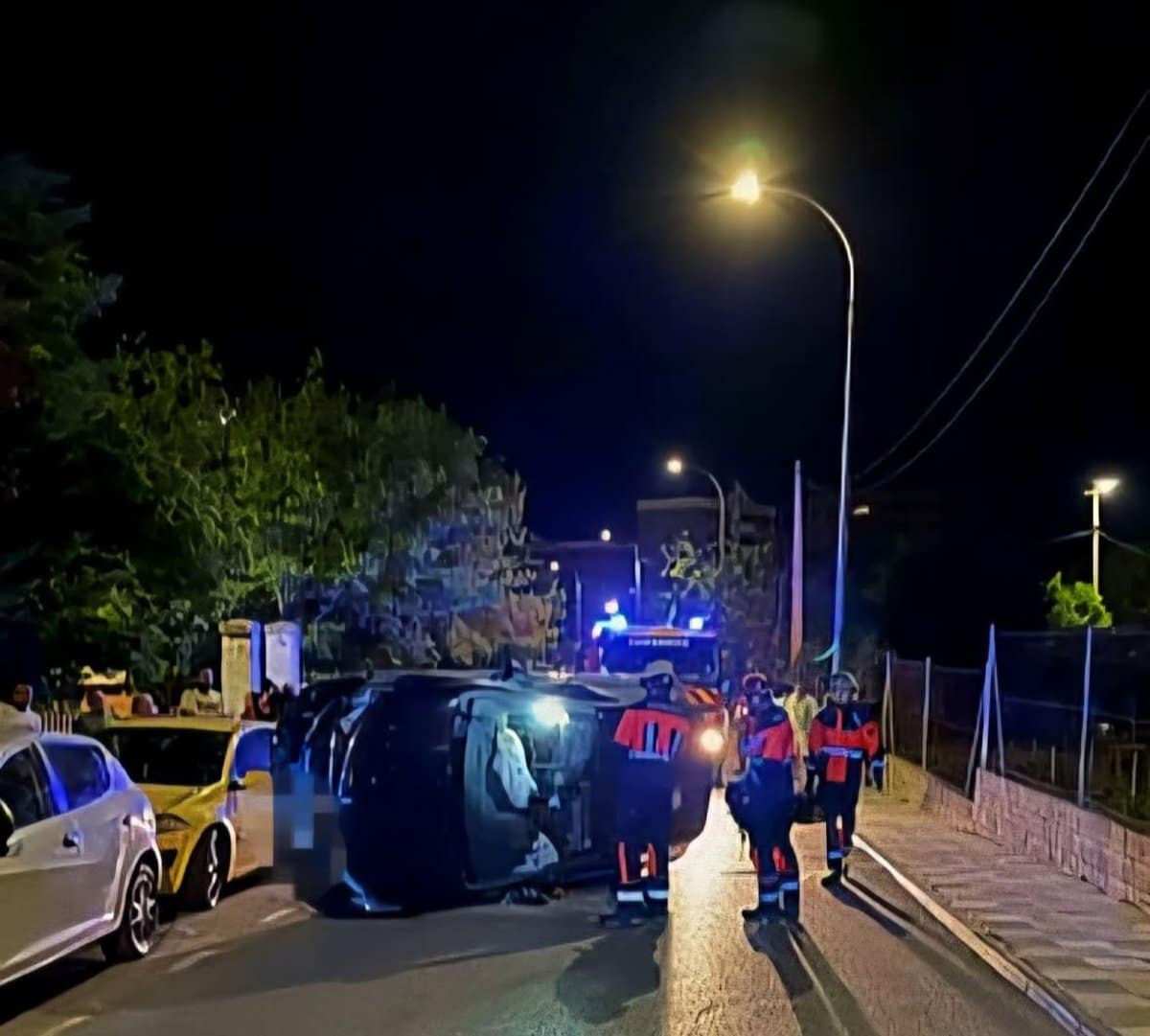 Vuelca un vehículo en la calle Antonio Maura de Cuenca con el conductor positivo en alcoholemia
