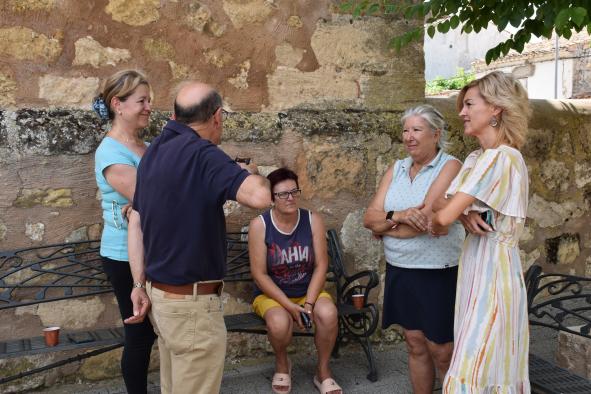 El Gobierno regional destaca a Valdetórtola por su gestión municipal eficaz enfocada en el bienestar de sus vecinos