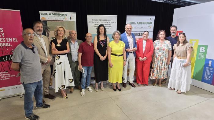 El Gobierno regional impulsa comunidades energéticas a través de su liderazgo en las renovables para socializar la energía.