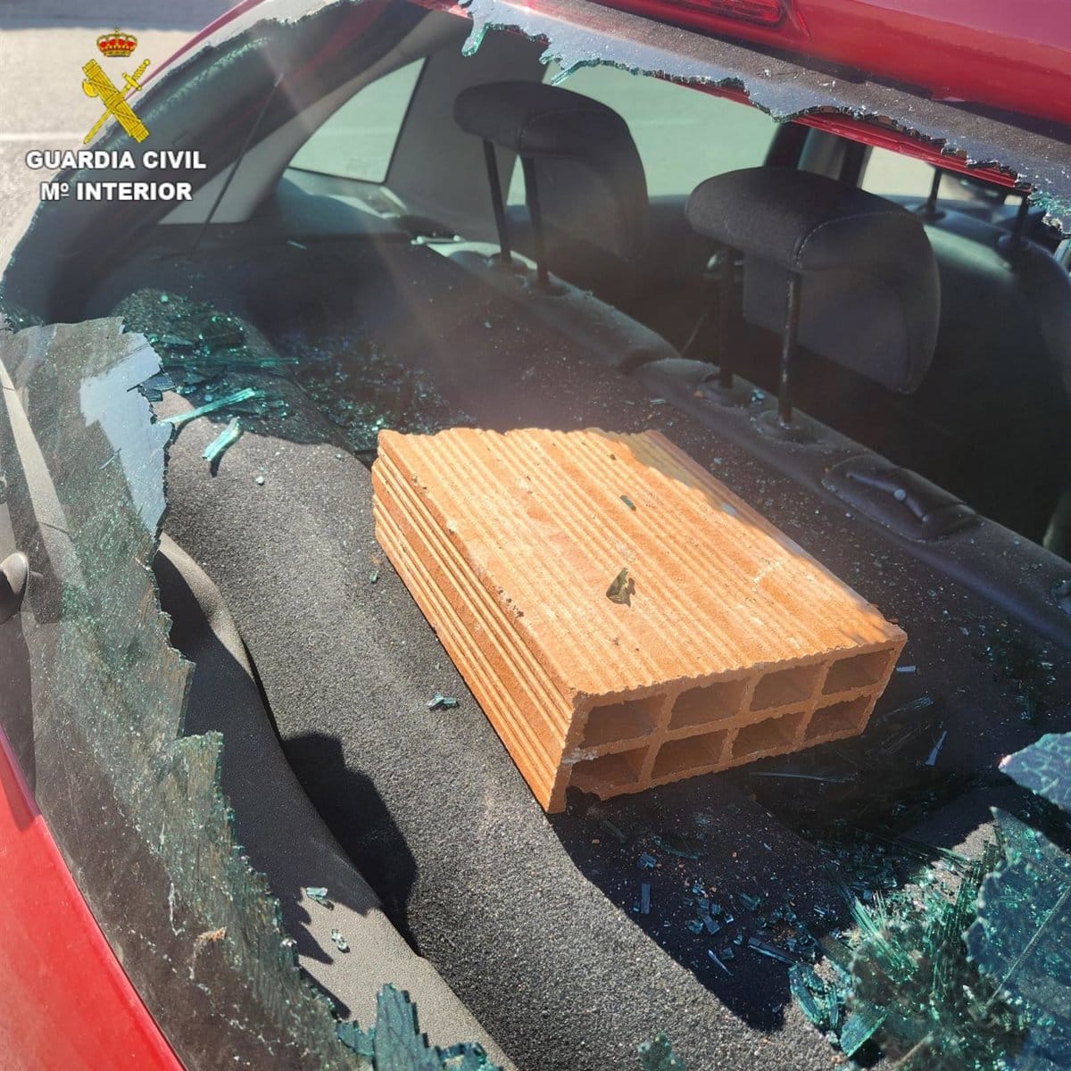 La Guardia Civil de Cuenca detiene a un individuo en Sisante por un delito continuado de daños