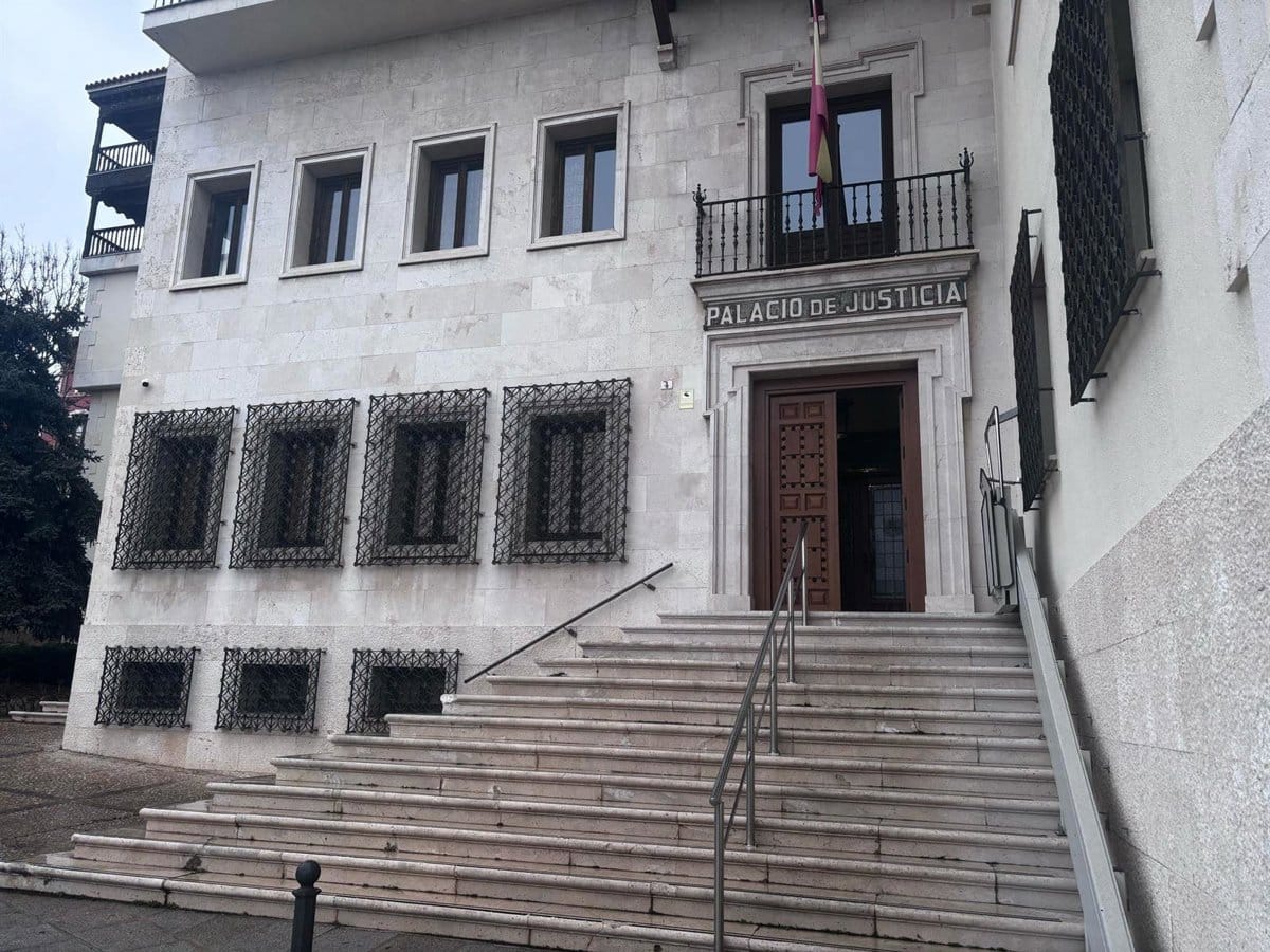 Piden diez años de prisión para un acusado de agredir sexualmente a su expareja en Cuenca tres años después de romper