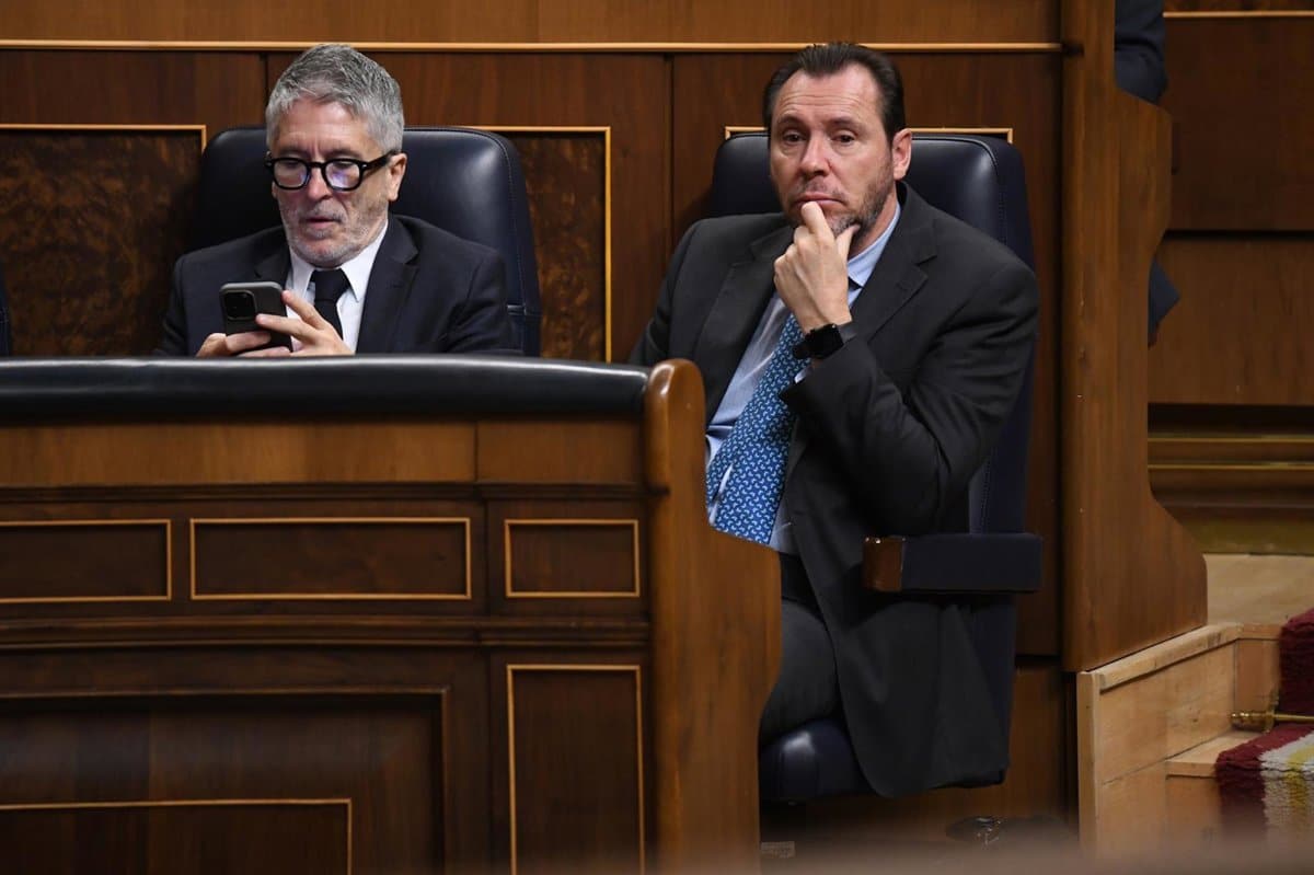 Puente afea el «talante democrático nulo» de Page y lo ve «en la más absoluta de las minorías» dentro del PSOE