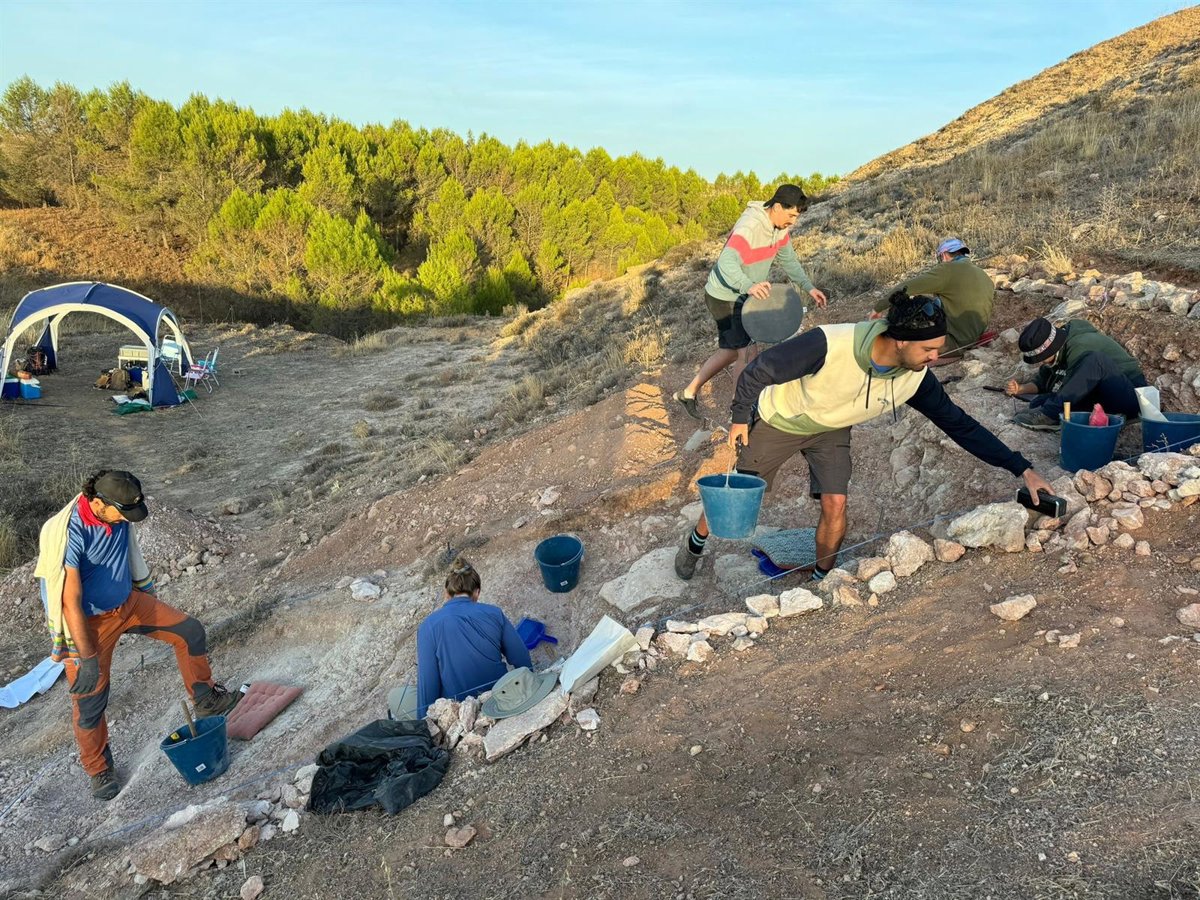 Comienzan nuevas excavaciones en los yacimientos de Huete y Carrascosa del Campo en busca de la megafauna conquense