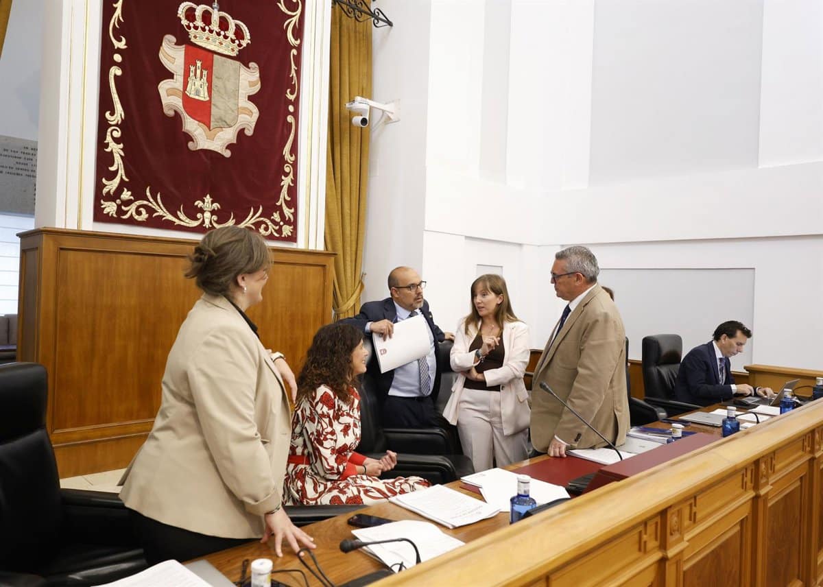 Cortes C-LM muestran solidaridad con los afectados por el ERE de Mahle en Motilla y estarán «vigilantes» en el proceso