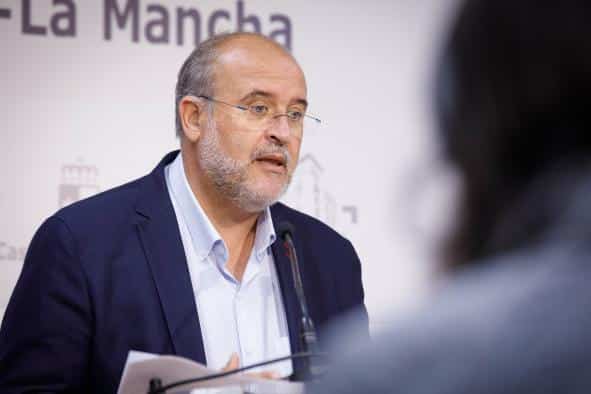 La ley de acompañamiento al presupuesto de 2026 suprimirá tasas y bonificará el canon del agua para aliviar la carga económica