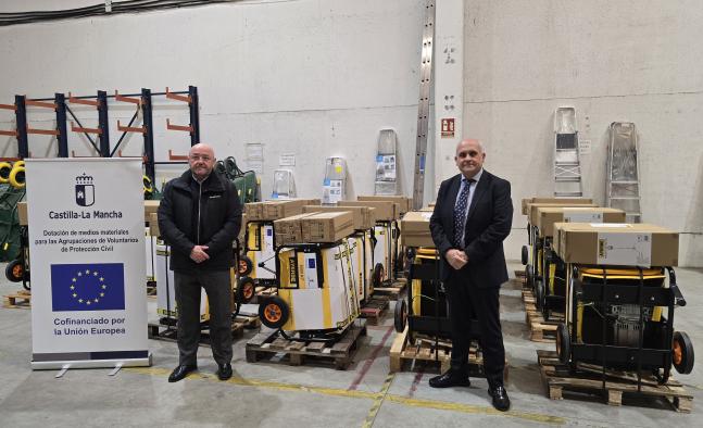 El Gobierno regional proporciona generadores eléctricos y accesorios a 17 agrupaciones de voluntarios de Protección Civil.