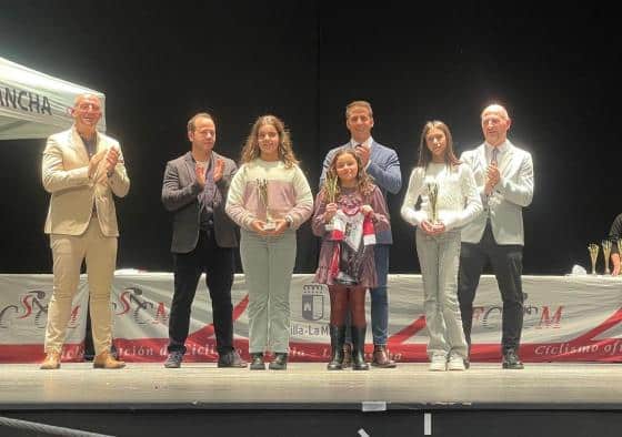 El gobierno regional prepara nuevas pruebas ciclistas y negocia etapas de la Vuelta a España para 2026