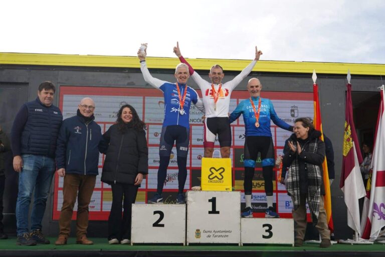 La selección regional firma una gran competición en el nacional CX de Tarancón y suma su primer oro con Juan Moya