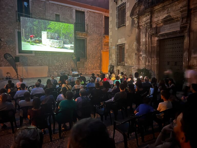 Estival Cine reúne en Cuenca una noche de cine, inclusión y relatos de superación bajo las estrellas